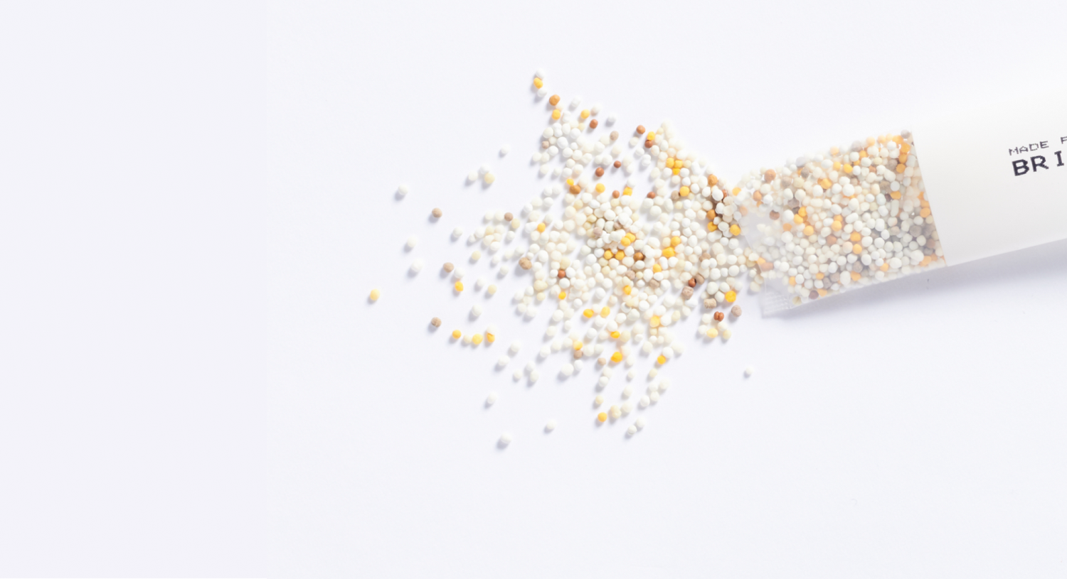 Rootine Smart Multivitamin sachet pouring out microbeads